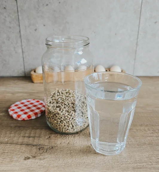 Legkorrel fermenteren voor kippen